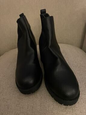 Mia Shoes Jody Black Chelsea Boot, S87